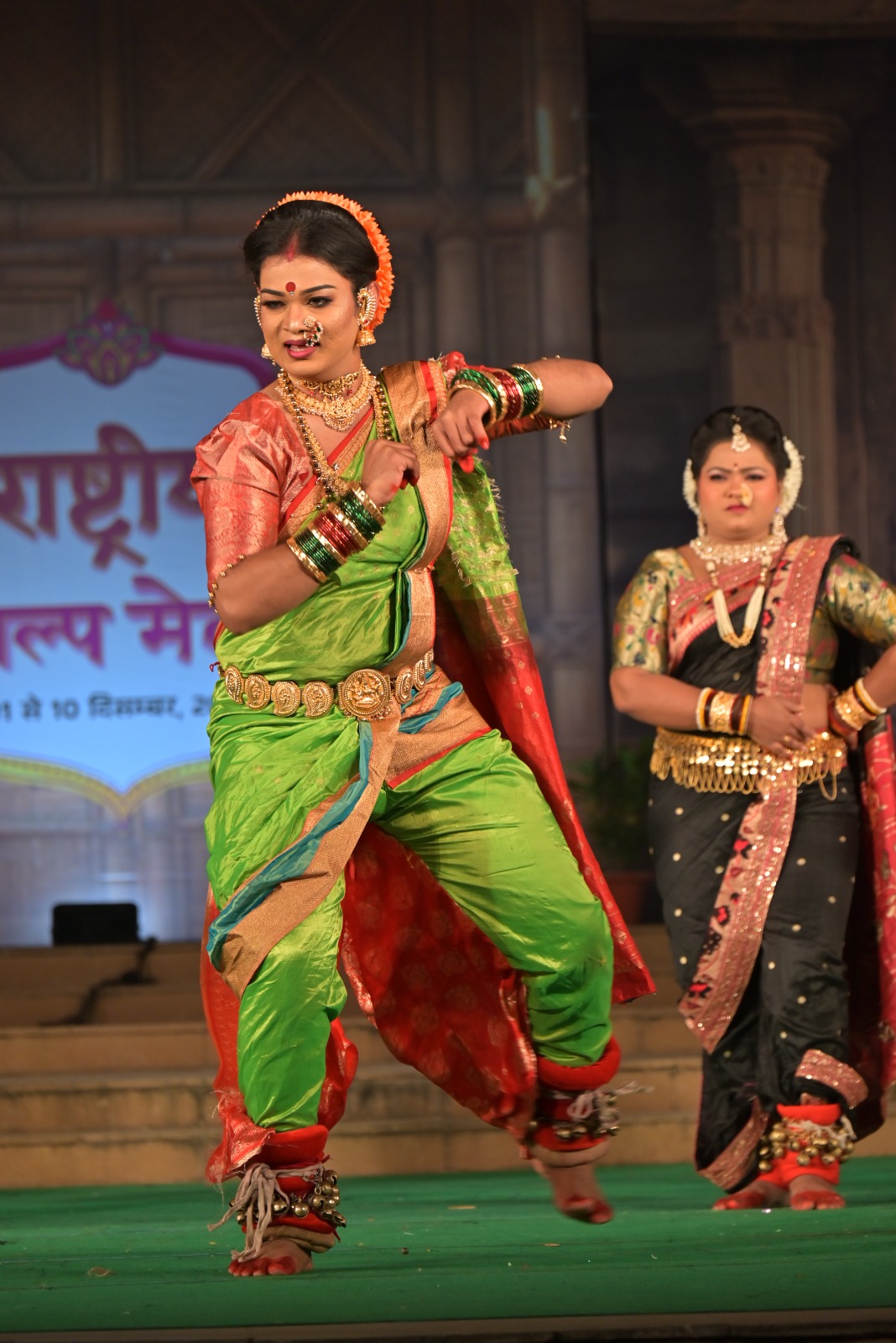 “दम-दम मस्त कलंदर”पर जमकर झूमे दर्शक।