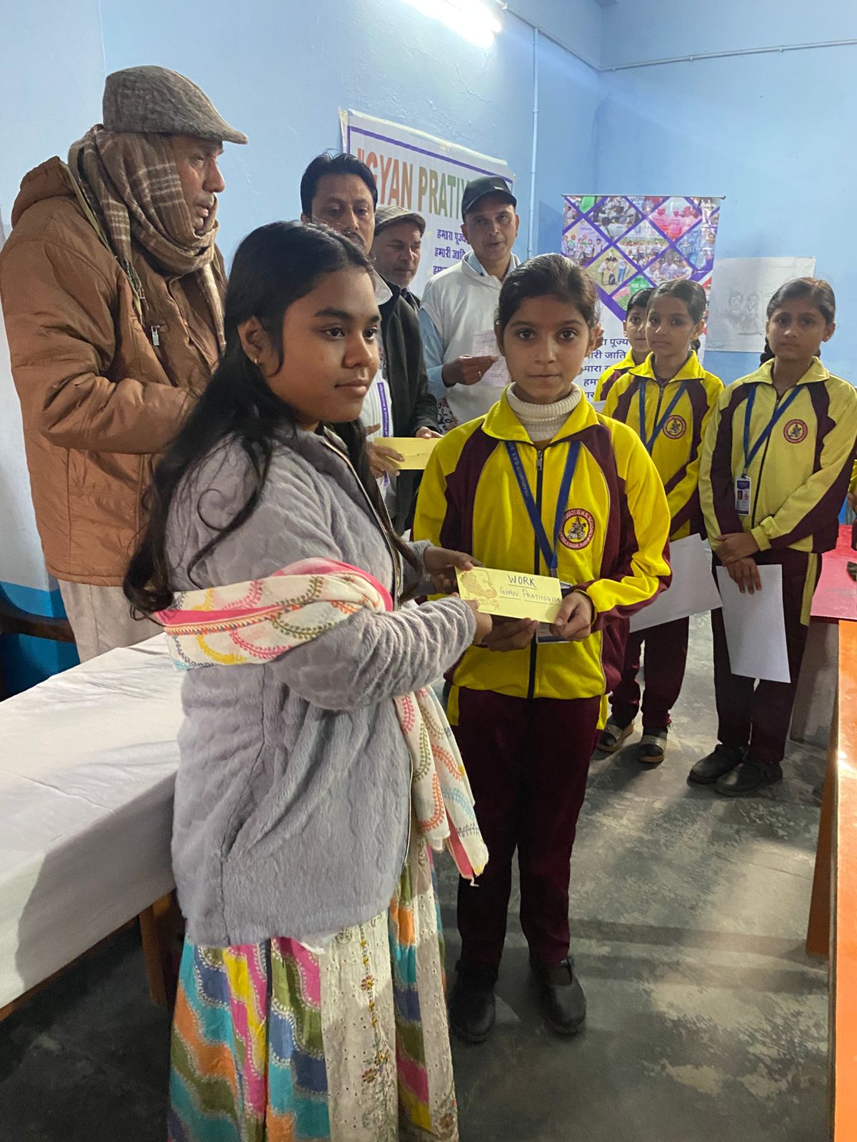 प्रभावती गर्ल्स हायर सेकेंडरी स्कूल ज्वाला नगर में वर्ल्ड ऑर्गेनाईजेशन प्रतियोगिता का आयोजन किया।