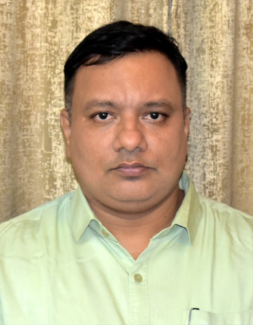 'ऑपरेशन सिंदूर' में झांसी परिक्षेत्र की रणनीतिक सफलता: थल सेना प्रमुख ने अखिल शुक्ला को 'प्रशंसा पत्र' से किया सम्मानित।