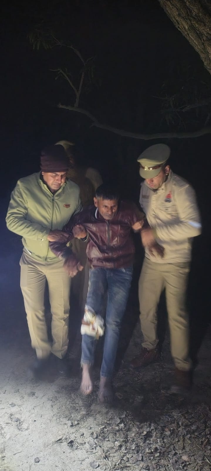 रामपुर सीओ सिटी जितेंद्र कुमार पुलिस उपाध्यकक्ष क्षेत्रीय अधिकारी ने मीडिया को दी जानकारी और बताया थाना।