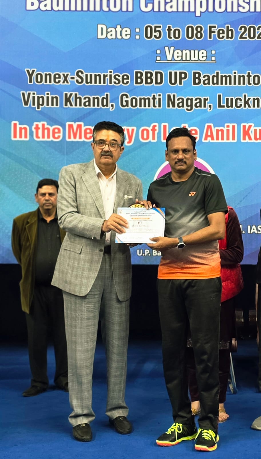 यूपी स्टेट मास्टर्स बैडमिंटन चौंपियनशिप में शुआट्स प्रोफेसर वेस्ली को ट्रिपल जीत।