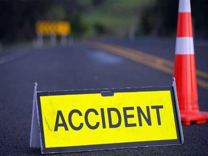 फतेहपुर में दो बाइकों की हुई आपस में टक्कर से चार लोगों की हुई मौत।