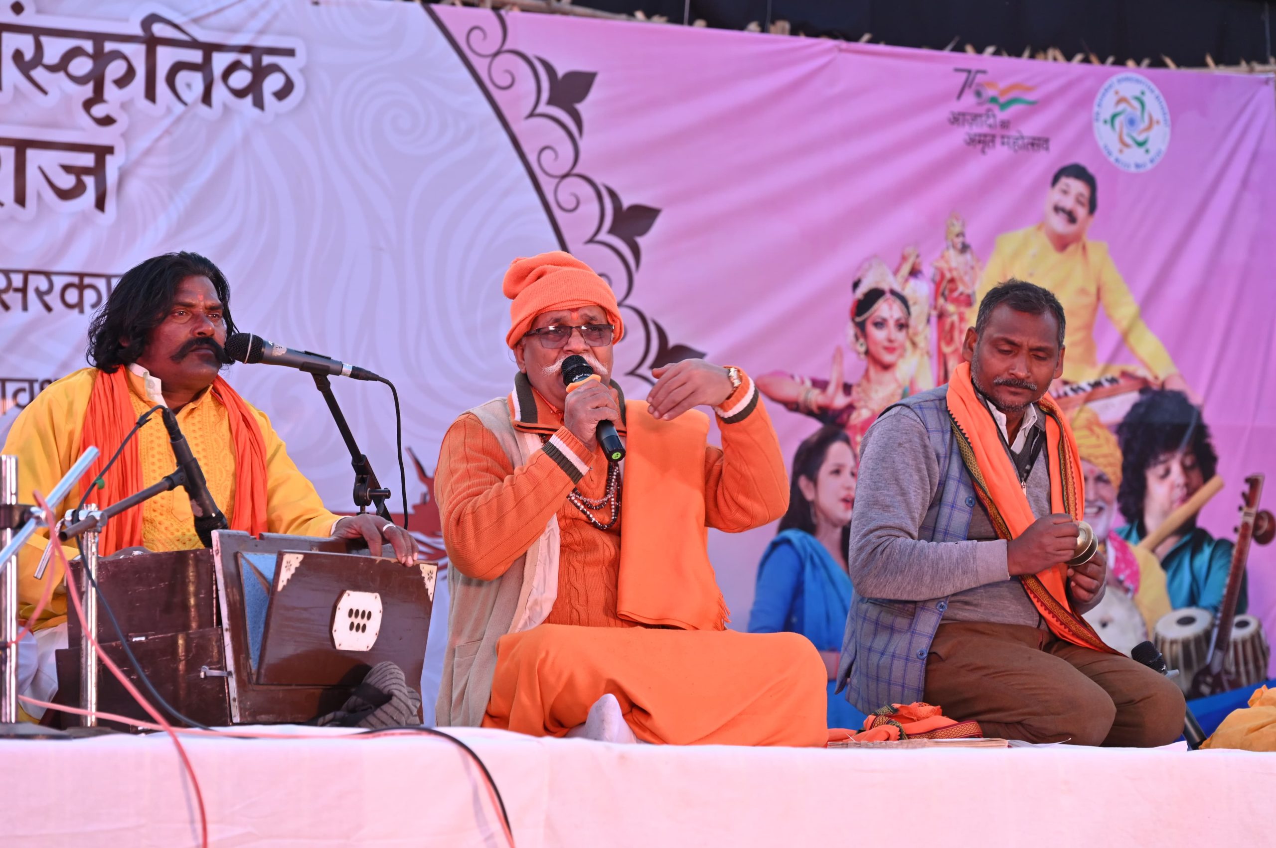 नृत्य नाटिका ने दर्शकों को किया मंत्रमुग्ध।