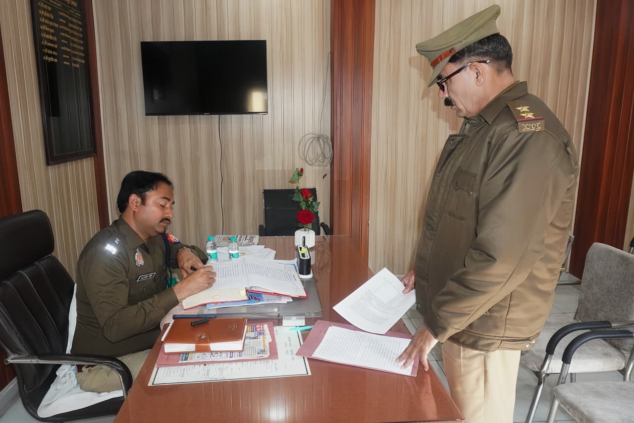 अपर पुलिस अधीक्षक, रामपुर द्वारा थाना शहजादनगर का किया गया आकस्मिक निरीक्षण।