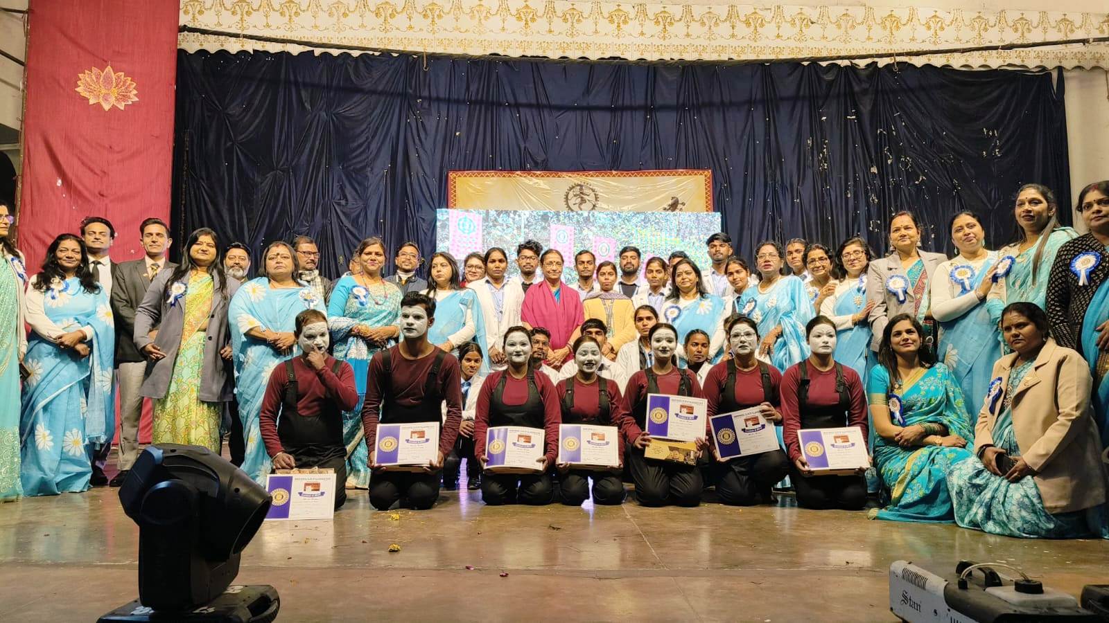 कैंसर जागरूकता के लिए सांस्कृतिक कार्यक्रम विशेषज्ञ डाक्टरों द्वारा एजुकेशन कार्यक्रम का आयोजन।