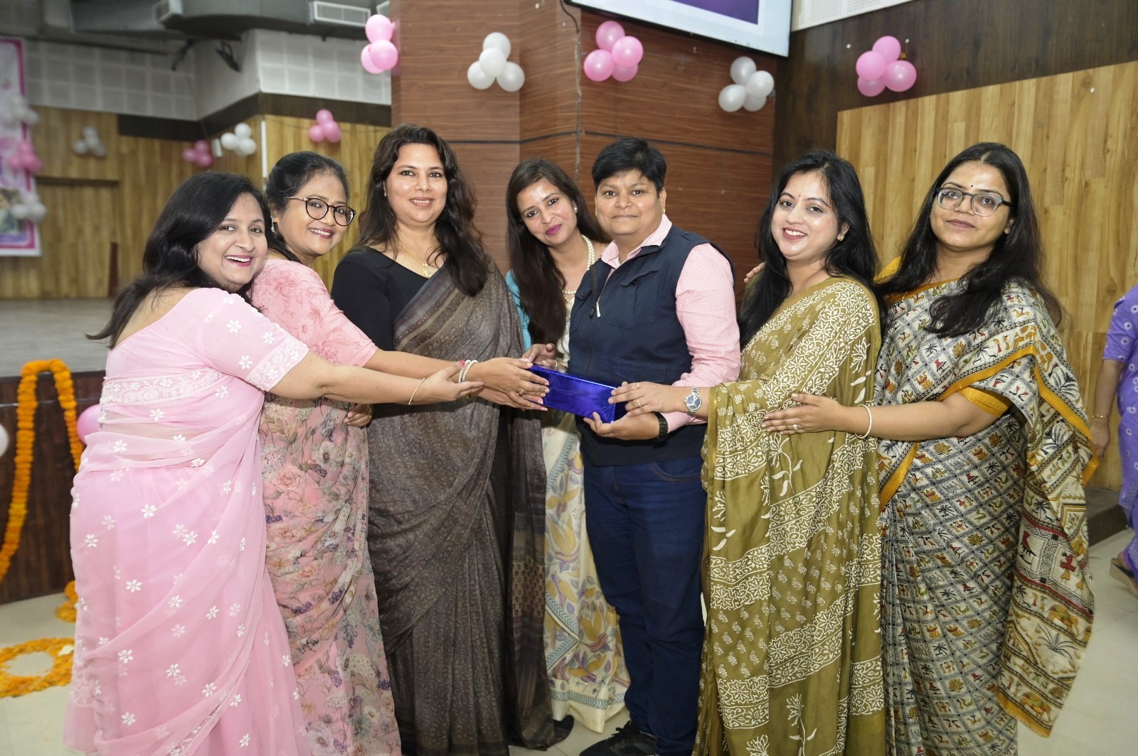 महिला कल्याण समिति/प्रयागराज मण्डल के तत्वाधन में मनाया गया अंतरराष्ट्रीय महिला दिवस।