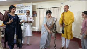 “योग मानसिक और शारीरिक संतुलन का सबसे सशक्त माध्यम" - प्रो. पंकज माला।