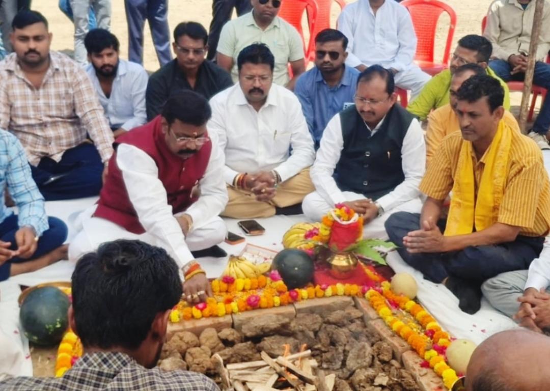 दिव्य हनुमंत कथा पूर्ण रूप से सार्वजनिक आयोजन होगा- डा उदय प्रताप सिंह।