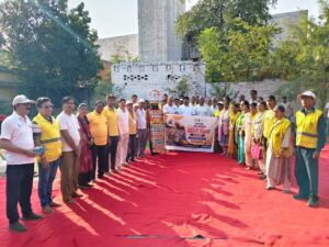 नागरिक सुरक्षा कार्यालय प्रांगण प्रयागराज में तीन दिवसीय कार्यक्रम के अंतर्गत द्वितीय दिवस पर सामूहिक योगाभ्यास किया गया।