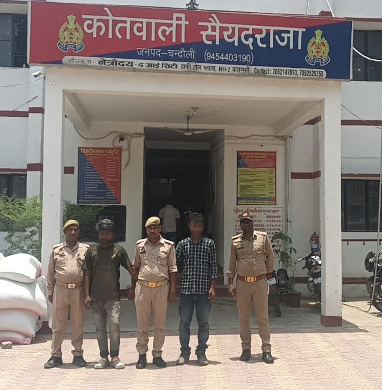 पुलिस को कुचलकर भाग रहे गौ-तस्कर गिरफ्तार, स्कॉर्पियो से 4 गोवंश बरामद।