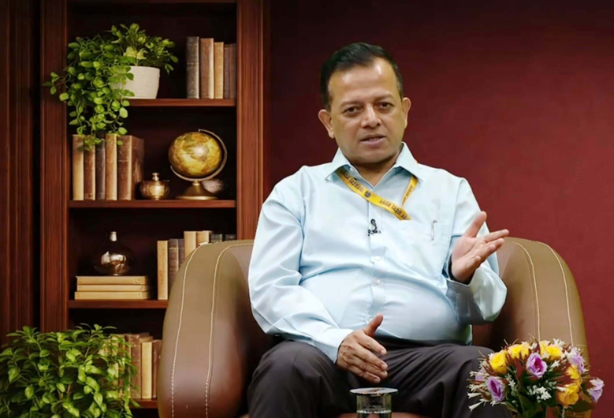 यूट्यूब लाइव संवाद, एसीएस पार्थ सारथी सेन शर्मा ने दिया 'शिक्षक सर्वोपरि' का मंत्र।
