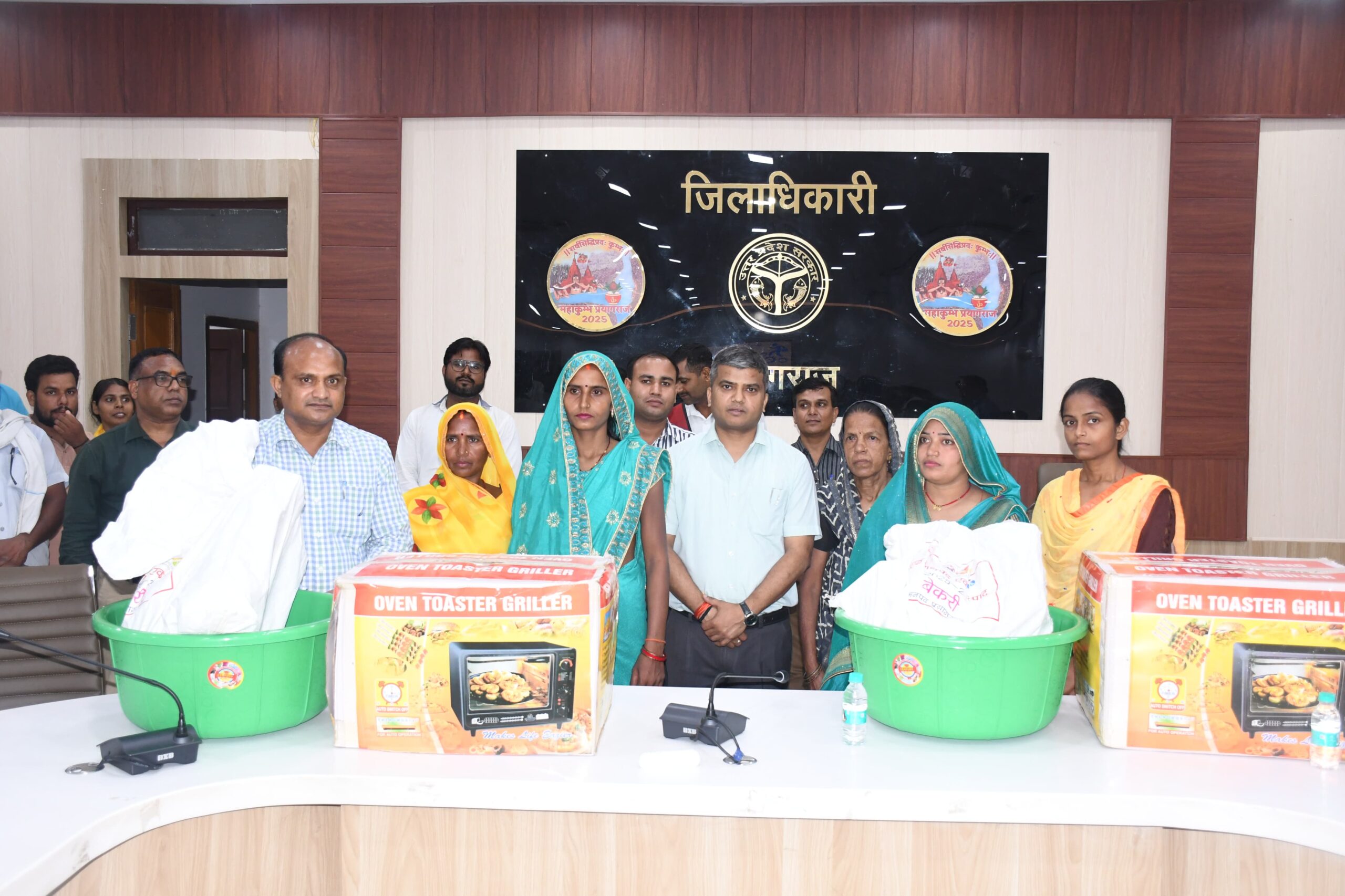 अंतराष्ट्रीय एम०एस०एम०ई० दिवस के अवसर पर टूलकिट वितरण कार्यक्रम का किया गया आयोजन।