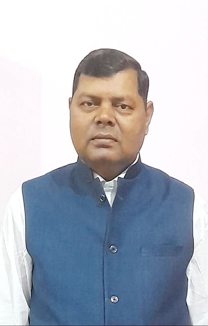 आरोप लगाने से अच्छा अपनी पार्टी को मजबूत करे न कि एजेंट बताने में समय बर्बाद करे।
