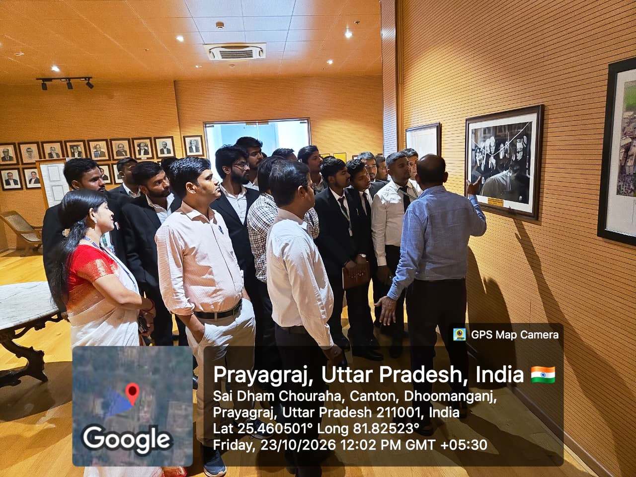 विधिक सहायता एवं सेवा केंद्र, सी.एम.पी. डिग्री कॉलेज द्वारा विधिक जागरूकता भ्रमण का आयोजन।
