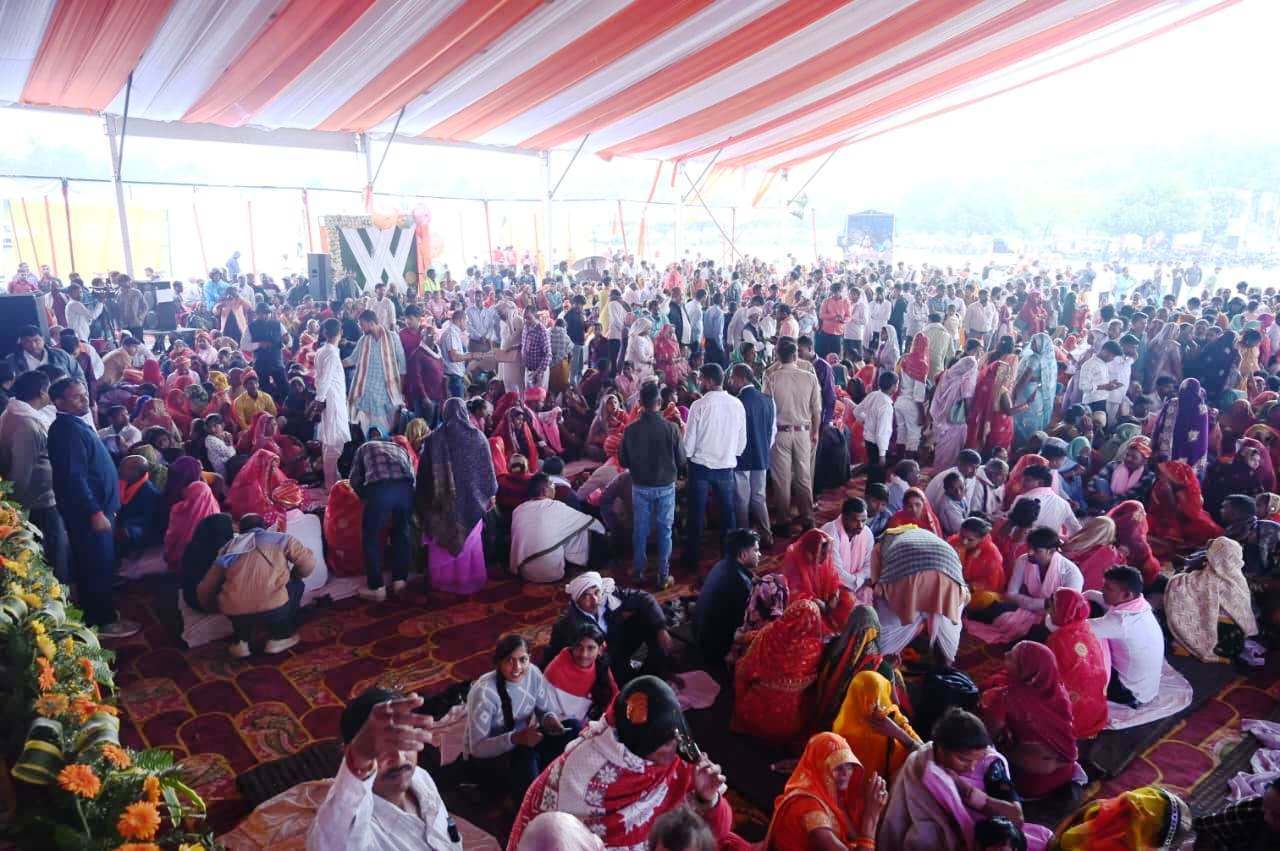 Prayagraj 201 नवदम्पत्तियों का विवाह कार्यकम सकुशल सम्पन्न।